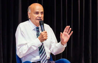 Senador ligado a Bolsonaro apresenta requerimento convocando o médico Drauzio Varella a depor na CPI da Covid