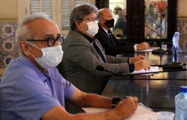 Em novo decreto, João Pessoa terá toque de recolher e fechamento da orla após as 17h