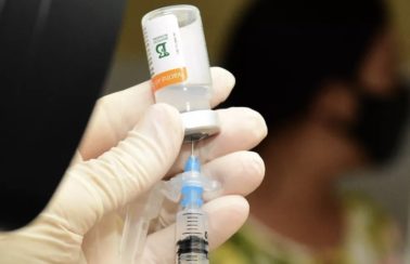 Natal volta a suspender aplicação de segunda dose de CoronaVac