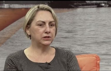 Irmã de Bolsonaro é internada com suspeita de Covid-19