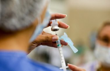 Vacinação contra a Covid-19 em Fortaleza terá nova repescagem nesta quarta (26) e quinta-feira (27)