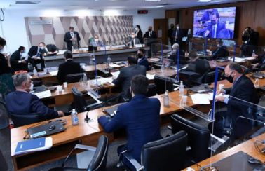 CPI aprova convocação de nove governadores; veja quais