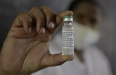 Teresina anuncia vacinação contra Covid por faixa etária; 59 e 58 anos sábado (5) e segunda (7)