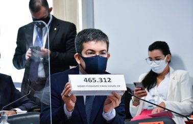 Randolfe quer que Osmar Terra explique ‘gabinete paralelo’ na CPI da Covid