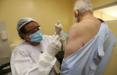 Ceará ultrapassa 3 milhões de vacinas contra a Covid-19 aplicadas; Estado garante reserva técnica para segundas doses