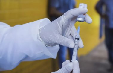 Comitê aprova antecipação da segunda dose de AstraZeneca para 10 semanas no Piauí