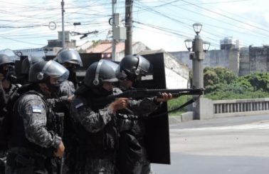 Após ação violenta, governo de PE pede que PM garanta direitos humanos e liberdade de manifestação em novo ato