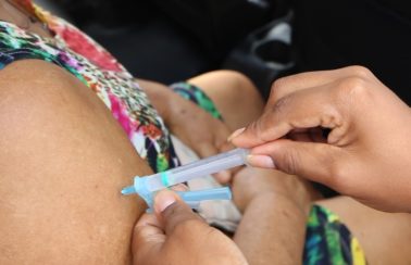 Aplicação das primeiras doses de vacinas contra a Covid-19 está suspensa em Aracaju pelo 4º dia