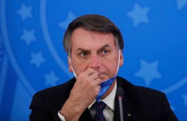 ‘Não tenho como saber o que acontece nos ministérios’, diz Bolsonaro sobre o caso Covaxin