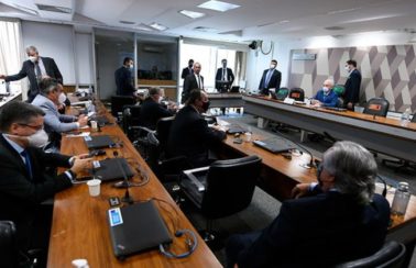 CPI da Pandemia consegue 27 assinaturas necessárias para prorrogar os trabalhos