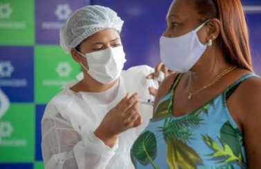 Continua suspensa em Maceió a aplicação da 1ª dose da vacina contra Covid sem agendamento