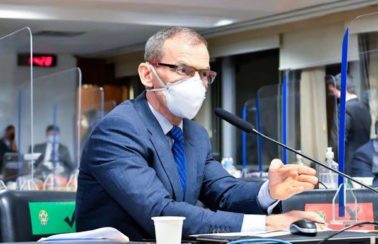 Senadores falam em ‘testemunha plantada’ e duvidam de áudio com suposta negociação de vacina