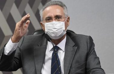 Renan Calheiros: “Bolsonaro só quis vacina quando houve chance de propina”