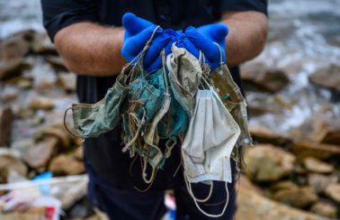 Pandemia: mais de 12 bilhões de máscaras já foram descartadas no Brasil