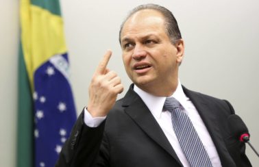 Receita acusa Ricardo Barros de simulação financeira para ocultar R$ 2,2 milhões