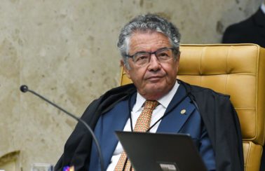 Publicado decreto que concede aposentaria a ministro Marco Aurélio Mello