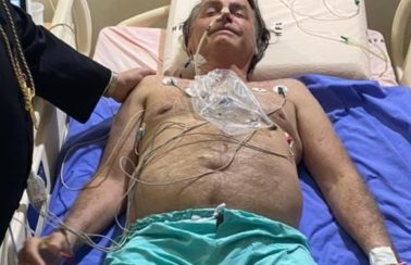 Obstrução intestinal, que acometeu Bolsonaro, pode matar, afirma médico