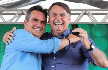 Bolsonaro confirma Ciro Nogueira na Casa Civil e recriação de Ministério do Trabalho