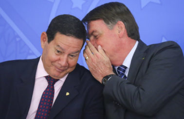 ‘Não comento falas do presidente’, diz Mourão após nova declaração de Bolsonaro