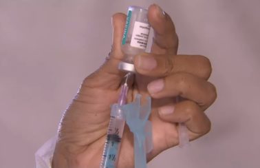 Recife põe 156 ‘sommeliers de vacina’ no fim da fila de campanha por rejeitar dose disponível contra Covid