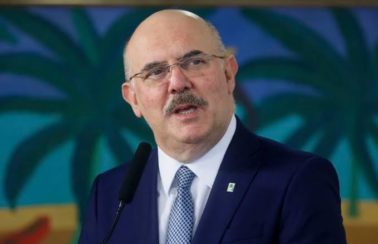 Ministro da Educação defende que universidade seja ‘para poucos’