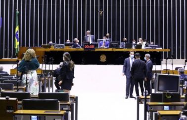 Veja como votaram os deputados federais de Pernambuco na PEC do voto impresso