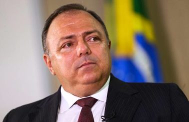 Além de filha, sobrinhos de Pazuello receberam auxílio emergencial do governo federal