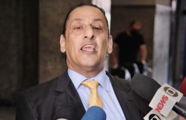 CPI da Pandemia quebra sigilo de Frederick Wassef, advogado da família Bolsonaro