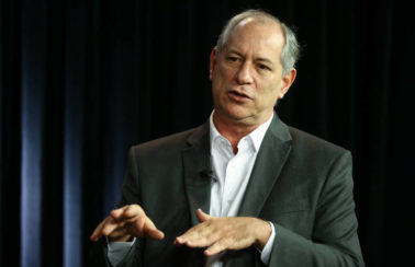 Ciro Gomes publica novo vídeo com ataques ao PT e acusa partido de promover fake news
