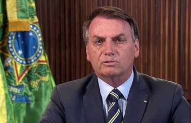 Bolsonaro deve negar reunião com governadores para evitar desgastes