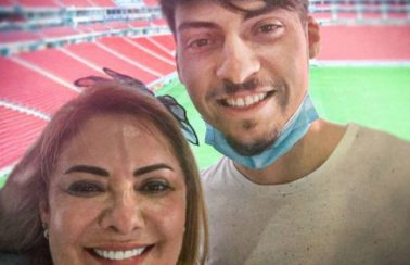 Ex de Bolsonaro e filho 04 Jair Renan se mudam para mansão de 3,2 milhões em Brasília