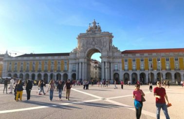 Portugal volta a autorizar a entrada de turistas brasileiros após 17 meses