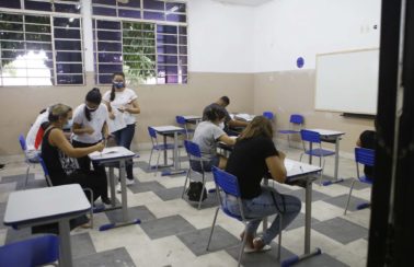 Campina Grande anuncia concursos com até 3 mil vagas; 1º acontecerá ainda neste ano, diz prefeito