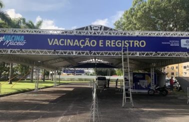Maceió suspende a vacinação contra a Covid no domingo
