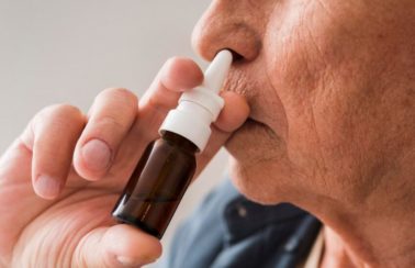 Covid-19: vacina em forma de spray nasal feito no Brasil pode estar disponível até 2022