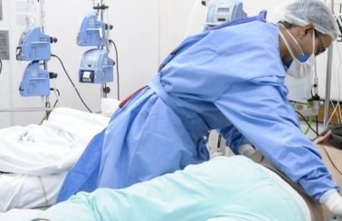 Estudo indica que Covid afeta transplantados de forma desigual e aponta possível abordagem terapêutica