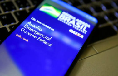 Auxílio emergencial volta a ser pago na terça; veja o calendário da 6ª parcela