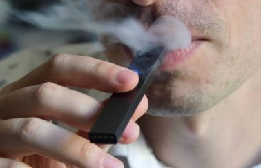Projeto de lei que proíbe uso de cigarros eletrônicos em ambientes fechados de Teresina é aprovado pela Câmara Municipal