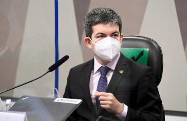 Depoimentos na CPI devem acabar na semana que vem, diz Randolfe