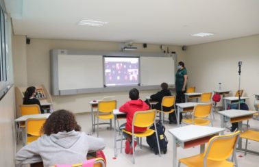 Maranhão retoma aulas 100% presenciais da rede pública estadual