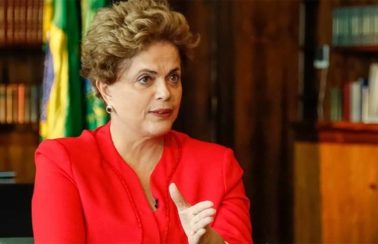 Dilma diz que Ciro Gomes ataca Lula para “reagir à sua baixa aprovação popular”