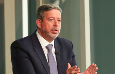 Lira diz ao STF que impeachment de presidente é “solução extrema”