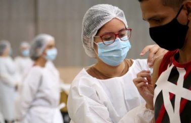 20 milhões de brasileiros estão com a segunda dose de vacina contra Covid-19 atrasada