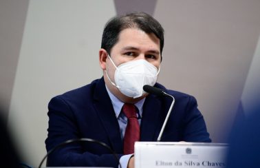 Senadores apontam que Conitec serviu de ‘escudo’ para governo propagar cloroquina