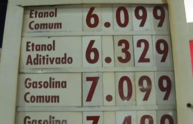 Preço do litro da gasolina ultrapassa os R$ 7 em Salvador e motoristas reclamam: ‘Situação insuportável’