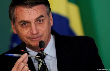 Bolsonaro sanciona lei que remaneja R$ 9,3 bilhões do Bolsa Família para o Auxílio Brasil