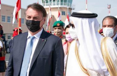 Brasil pode crescer 5% na economia, diz Bolsonaro no Bahrein