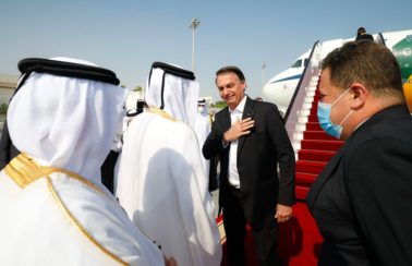 Bolsonaro deixa o Catar rumo a Brasília depois de viagem oficial por três países do Oriente Médio