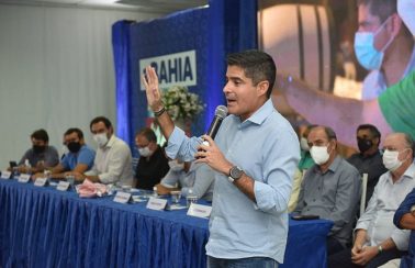 ACM Neto diz já ter palanque organizado em mais de 90% das cidades da Bahia