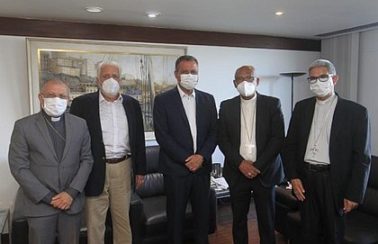 Em encontro com Rui Costa, bispos baianos manifestam preocupação com possíveis festas de Réveillon e Carnaval 2022